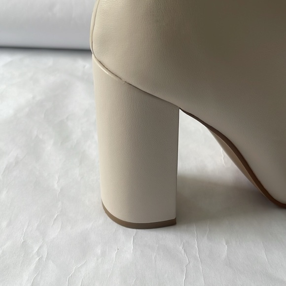 Steve Madden Lynden Boots - Picture 6 of 6